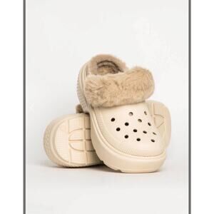 Crocs Stomp Lined Clog Unisex Lifestyle Slippers Stucco men 13